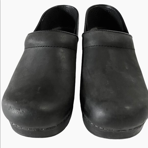 Dansko Clogs Oiled Leather Sz 39 Narrow - Picture 6 of 14